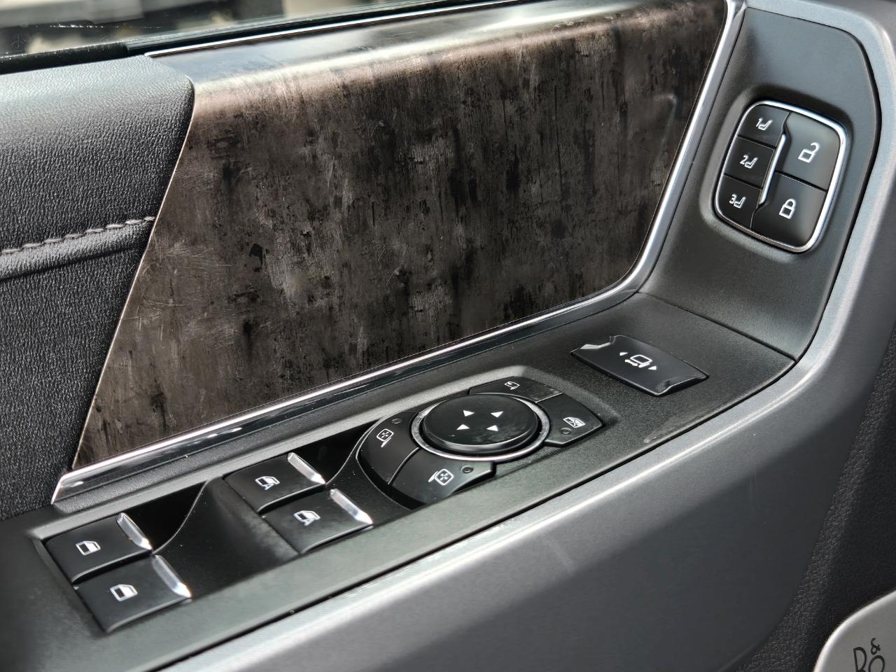 Ford Super Duty F-250 SRW  2024