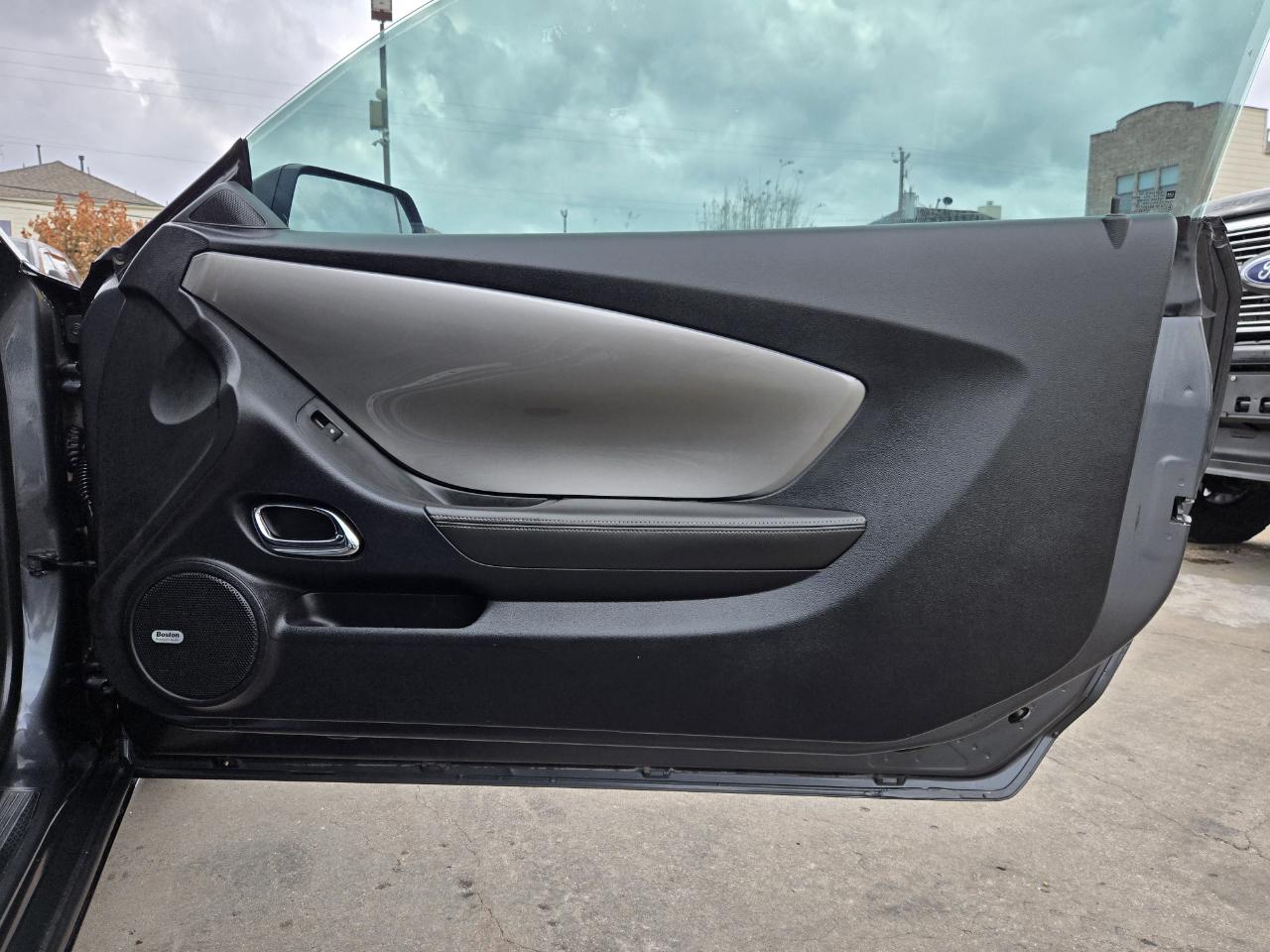 Chevrolet Camaro  2010