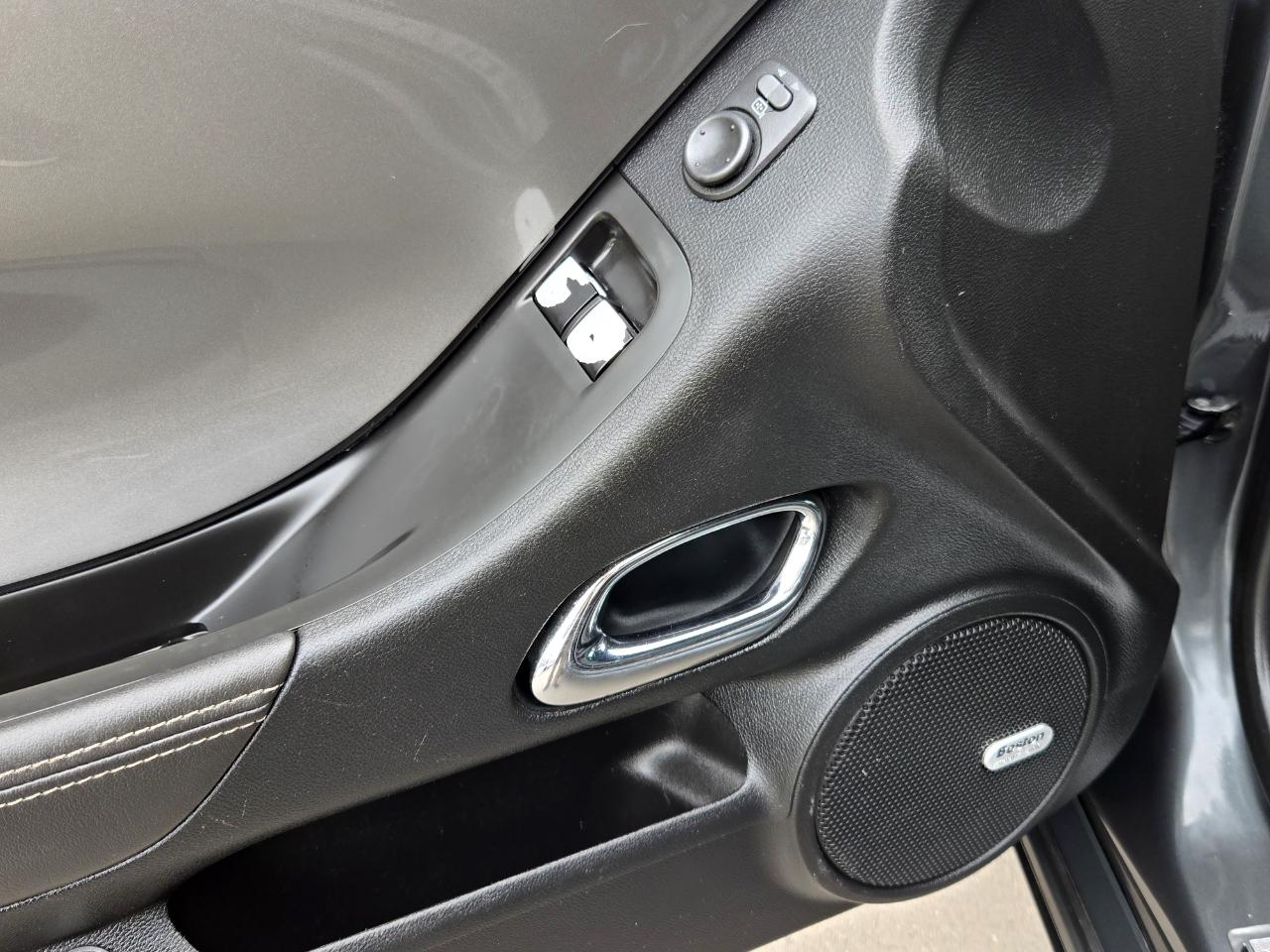 Chevrolet Camaro  2010