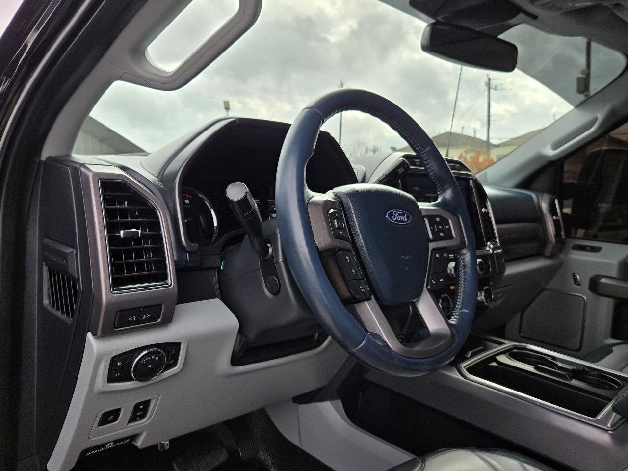 Ford Super Duty F-250 SRW  2022