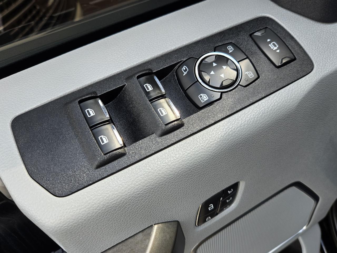 Ford Super Duty F-250 SRW  2022