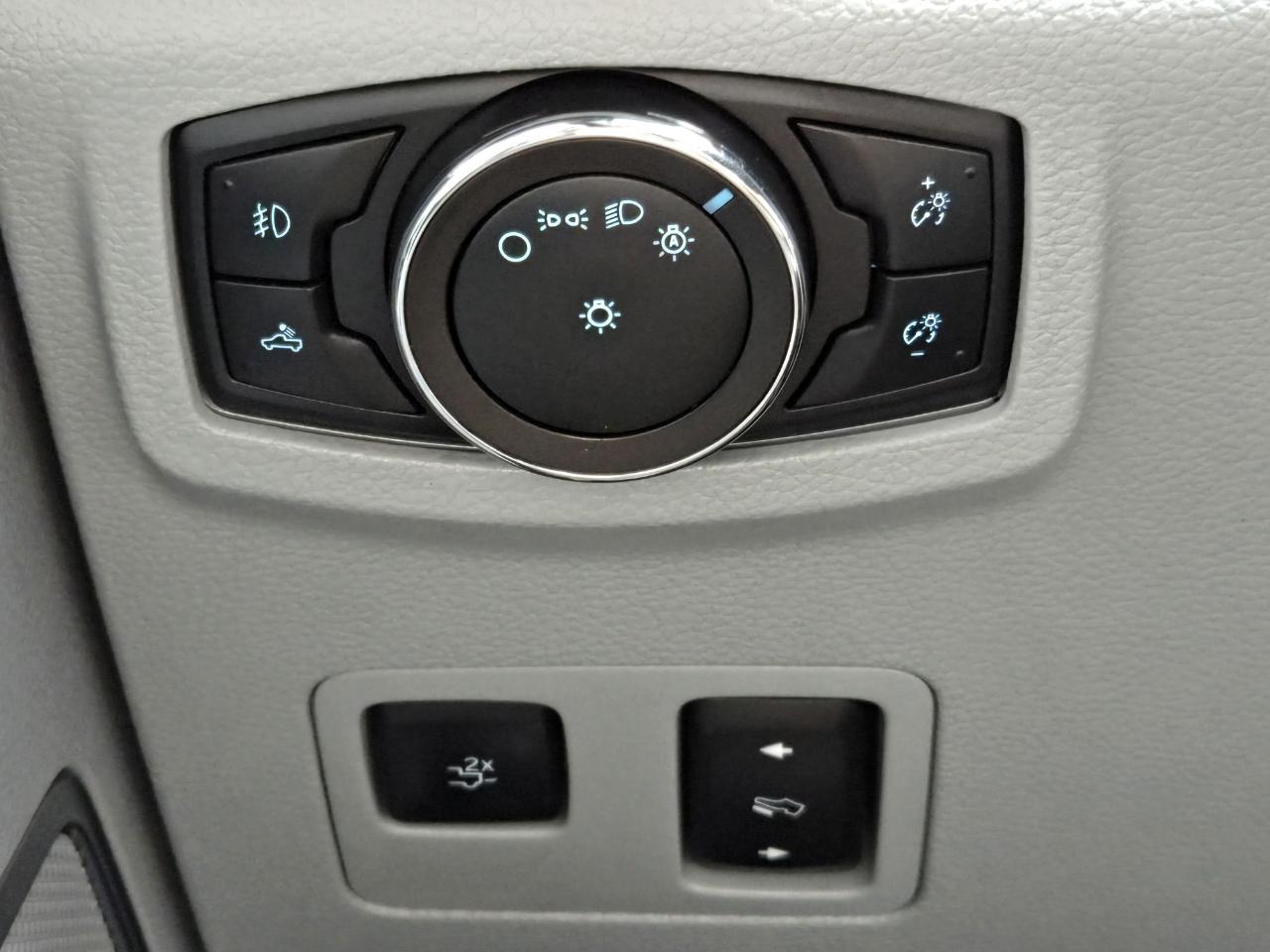 Ford Super Duty F-250 SRW  2022