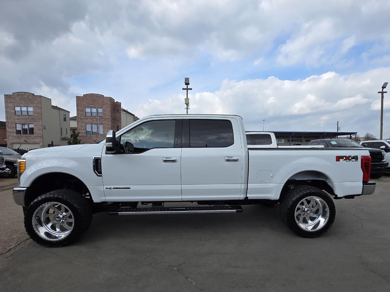 Ford Super Duty F-250 SRW  2017