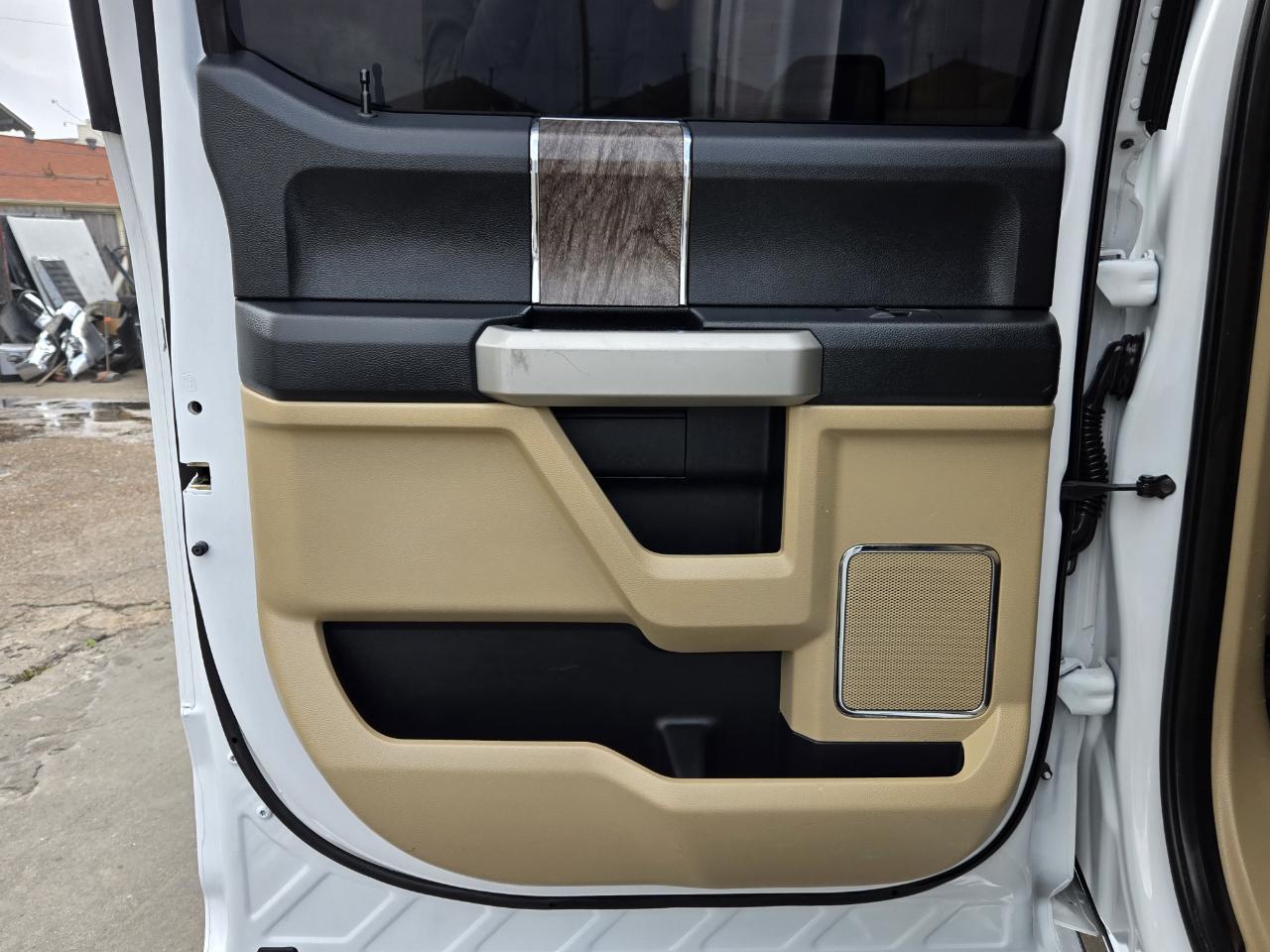 Ford Super Duty F-250 SRW  2017