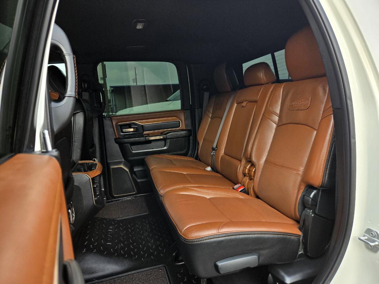 RAM 2500 Laramie Longhorn Mega Cab 4WD 2019