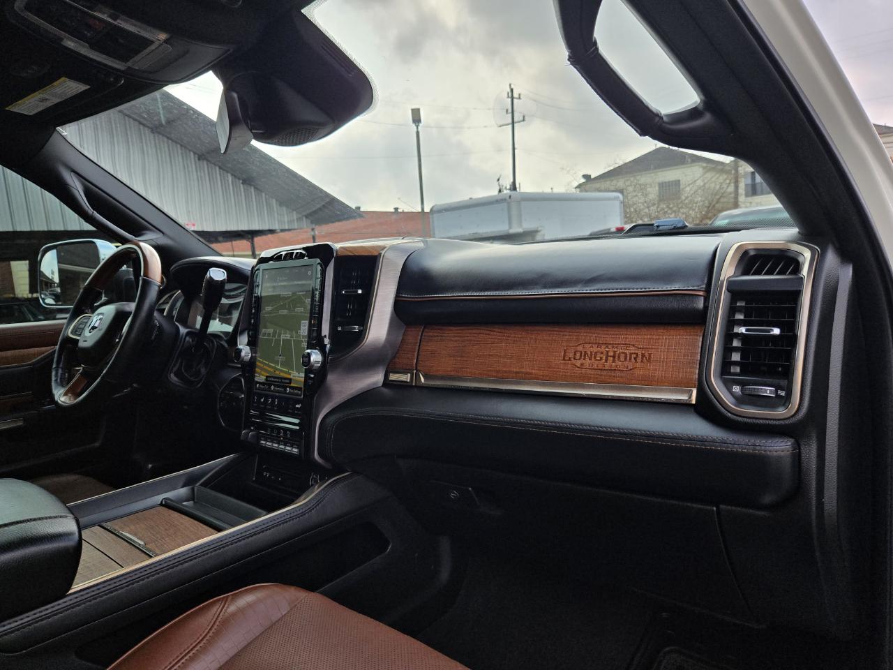 RAM 2500 Laramie Longhorn Mega Cab 4WD 2019