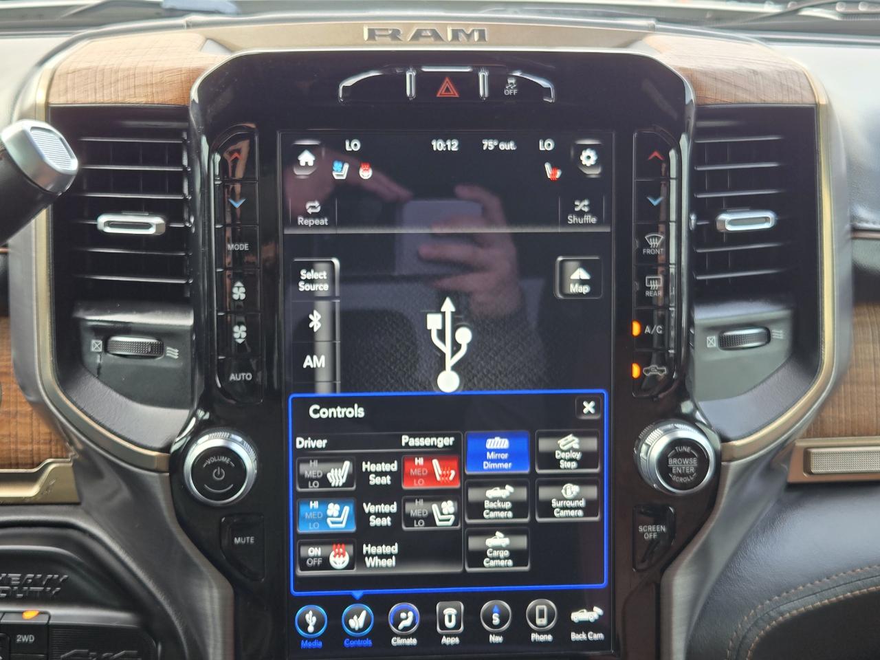 RAM 2500 Laramie Longhorn Mega Cab 4WD 2019