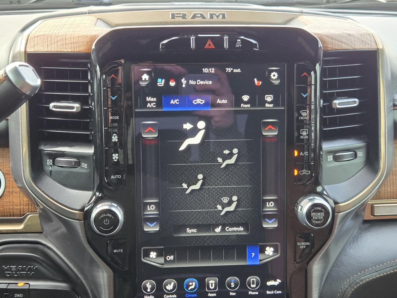 RAM 2500 Laramie Longhorn Mega Cab 4WD 2019