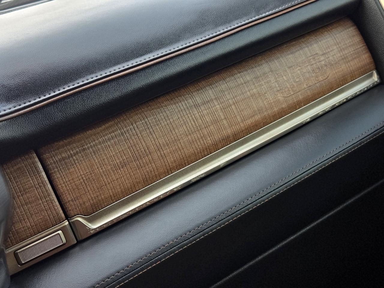 RAM 2500 Laramie Longhorn Mega Cab 4WD 2019