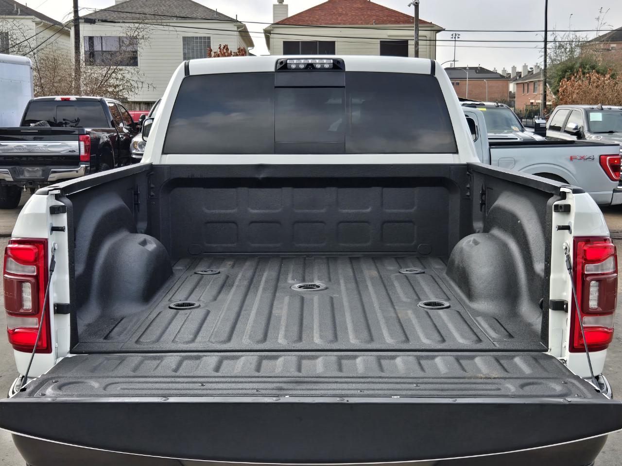 RAM 2500 Laramie Longhorn Mega Cab 4WD 2019