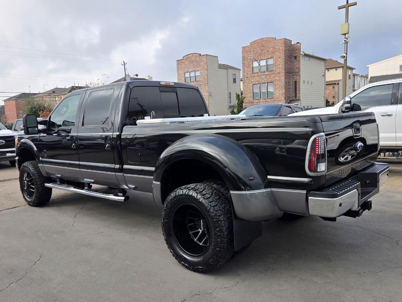 Ford Super Duty F-350 DRW  2013