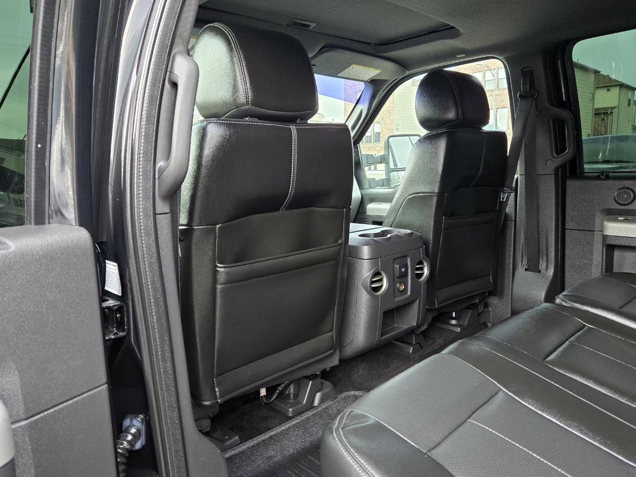 Ford Super Duty F-350 DRW  2013