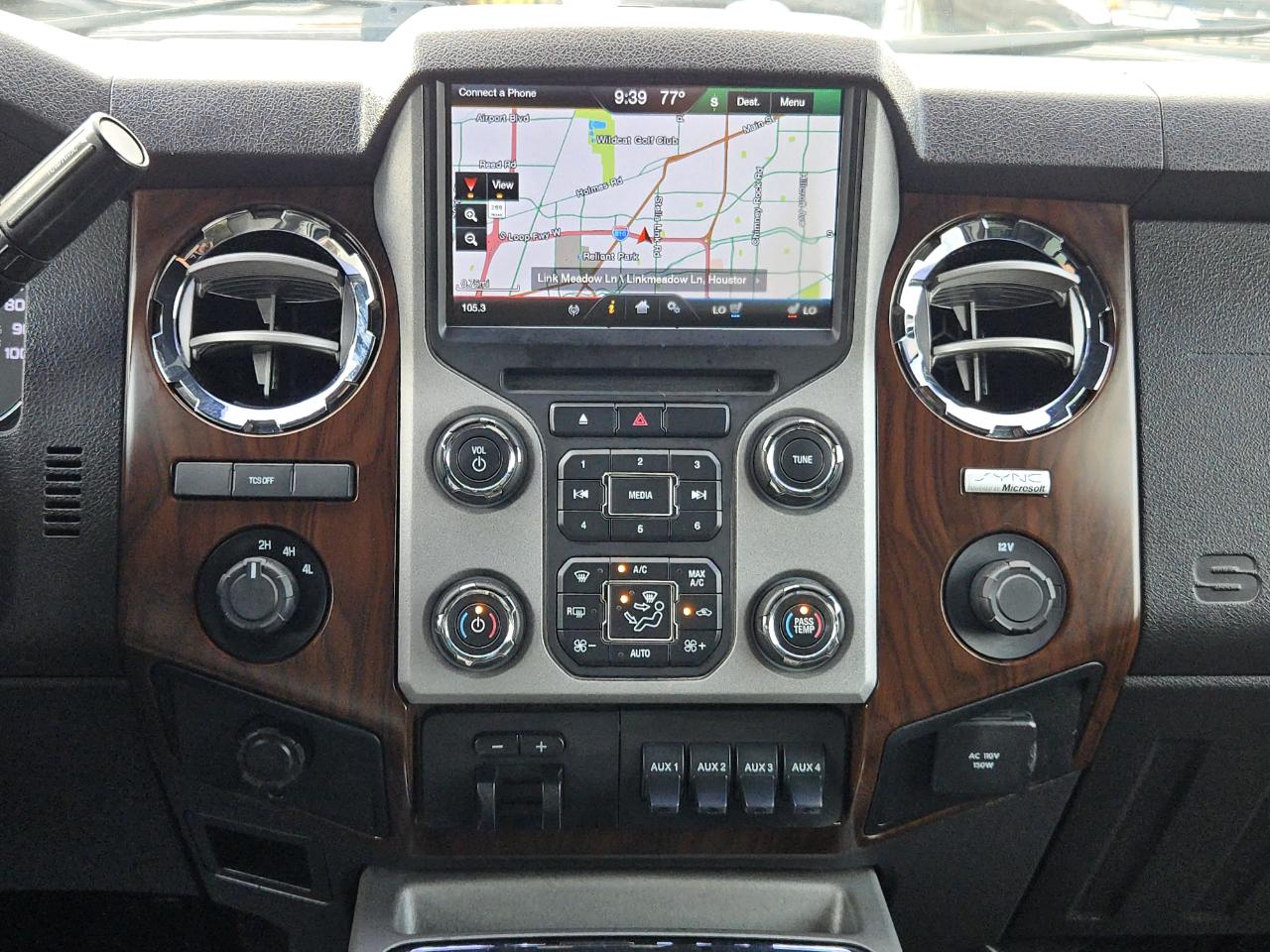 Ford Super Duty F-350 DRW  2013