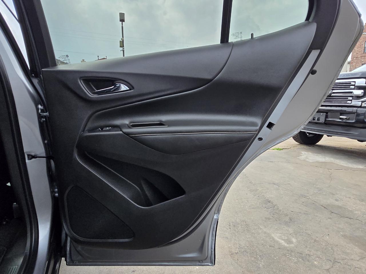 Chevrolet Equinox  2023