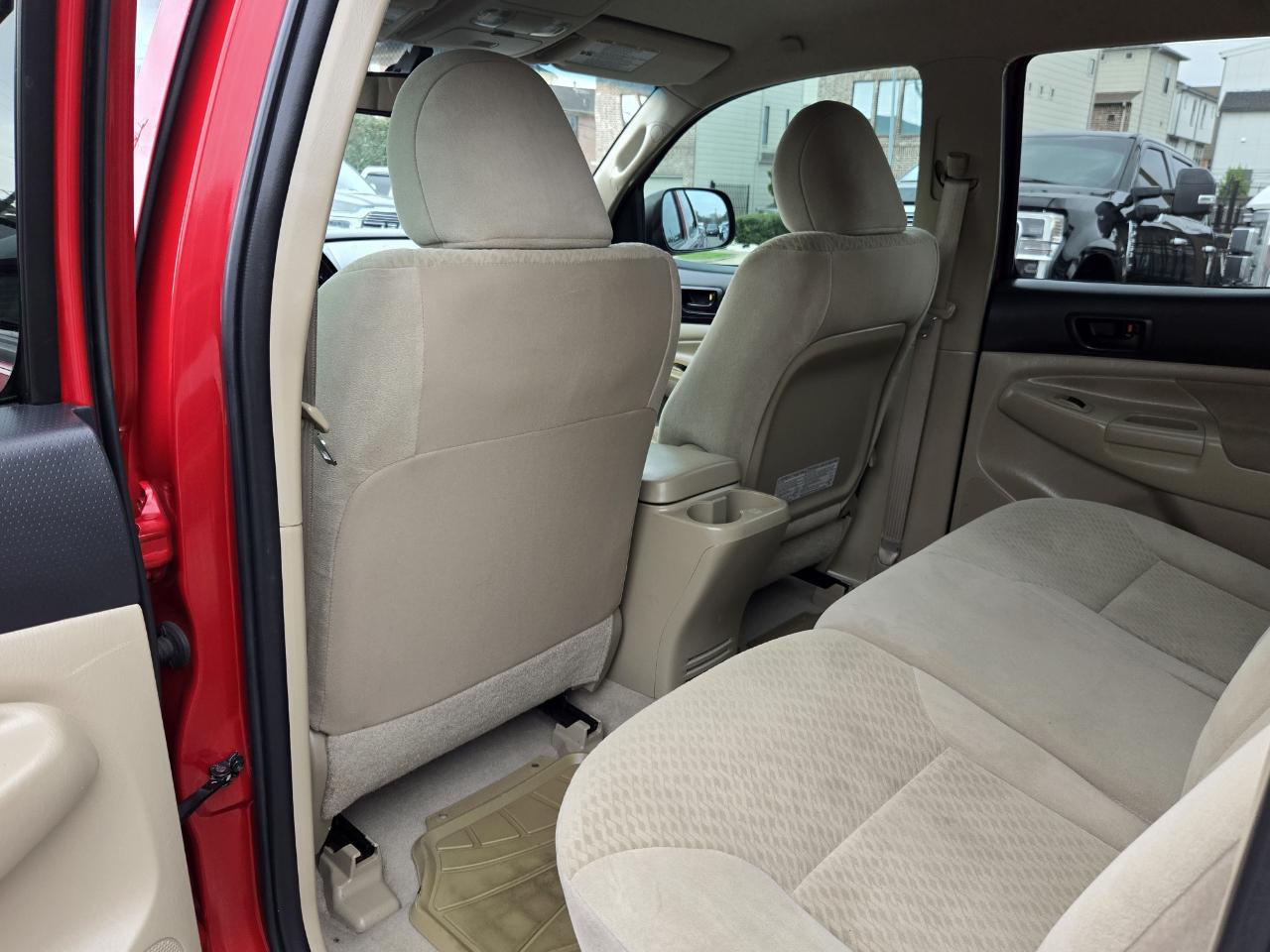 Toyota Tacoma PreRunner 2WD 2011