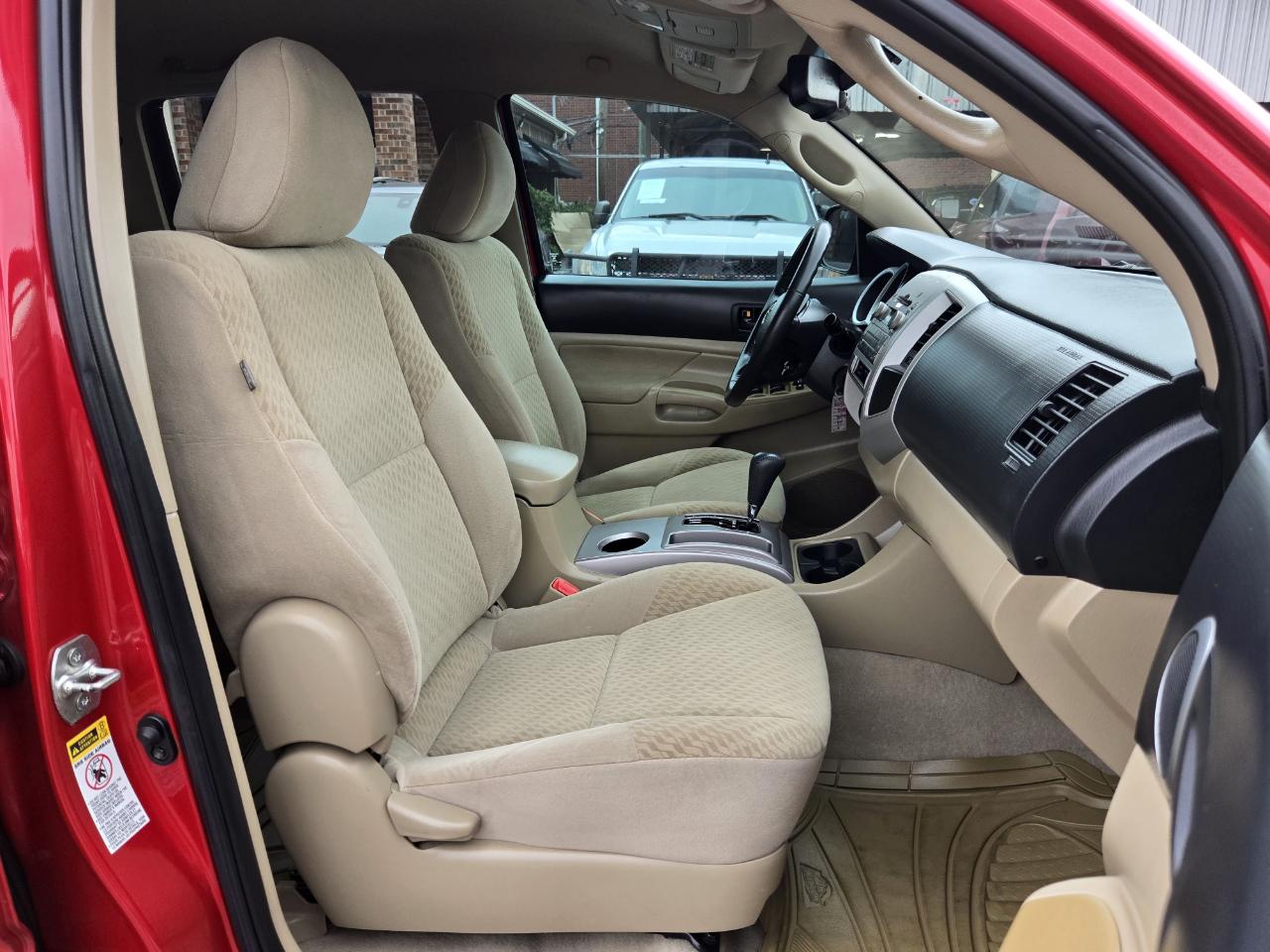 Toyota Tacoma PreRunner 2WD 2011