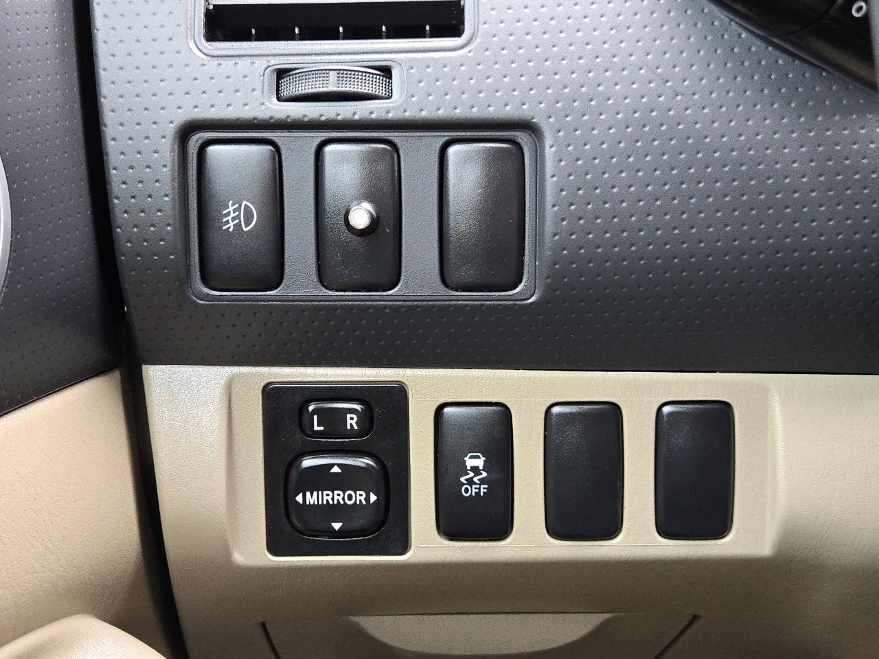 Toyota Tacoma PreRunner 2WD 2011