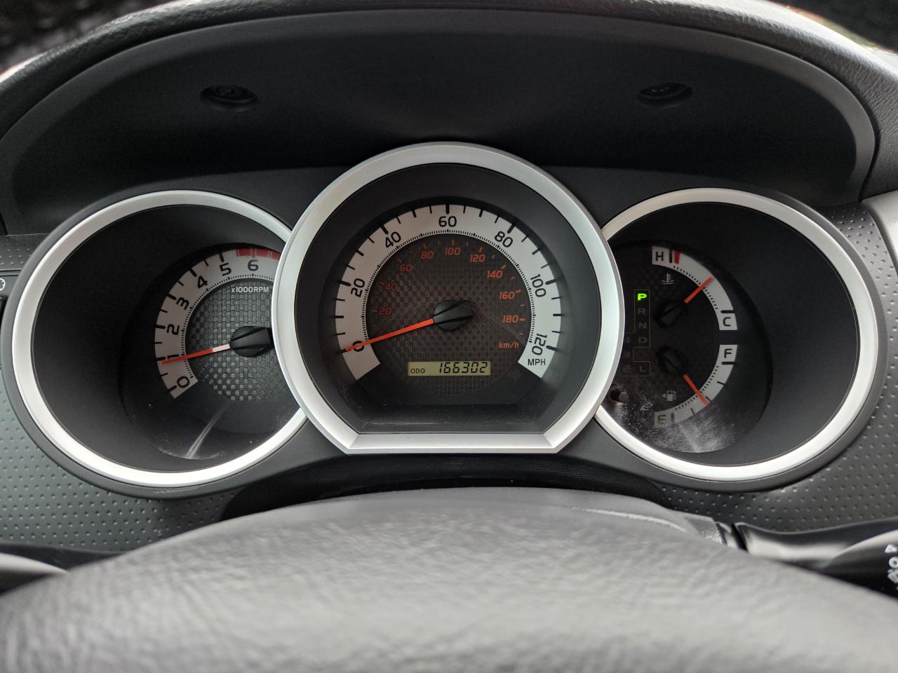 Toyota Tacoma PreRunner 2WD 2011