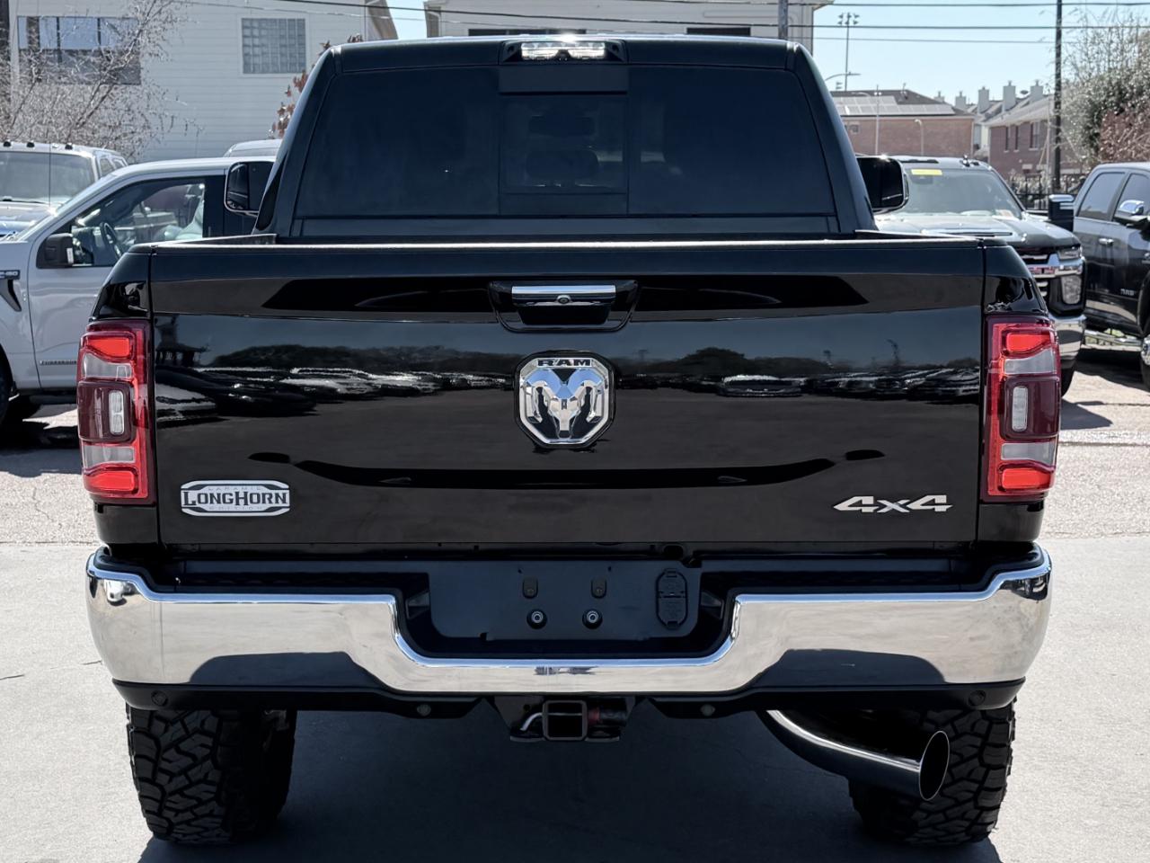 RAM 3500 Laramie Longhorn Crew Cab 4WD 2019