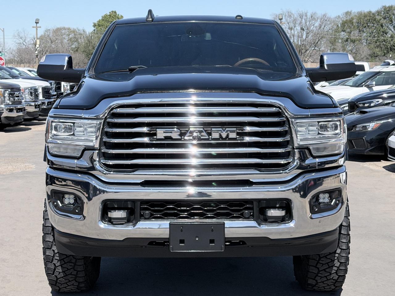 RAM 3500 Laramie Longhorn Crew Cab 4WD 2019