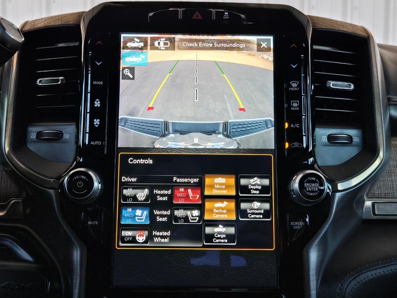 RAM 3500 Laramie Longhorn Crew Cab 4WD 2019