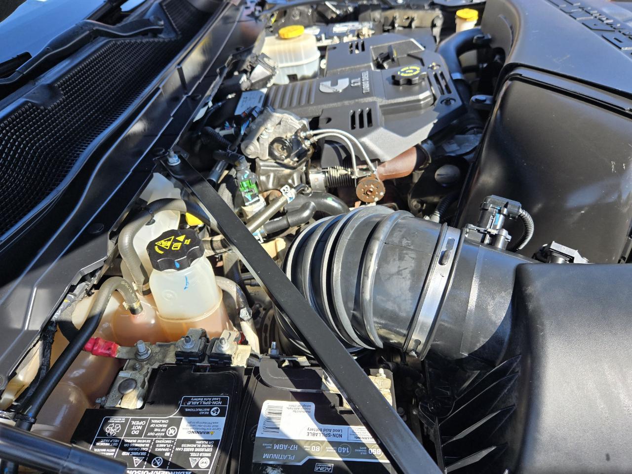 RAM 3500 Laramie Longhorn Crew Cab 4WD 2019