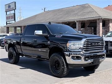 2019 RAM 3500 Laramie Longhorn Crew Cab 4WD