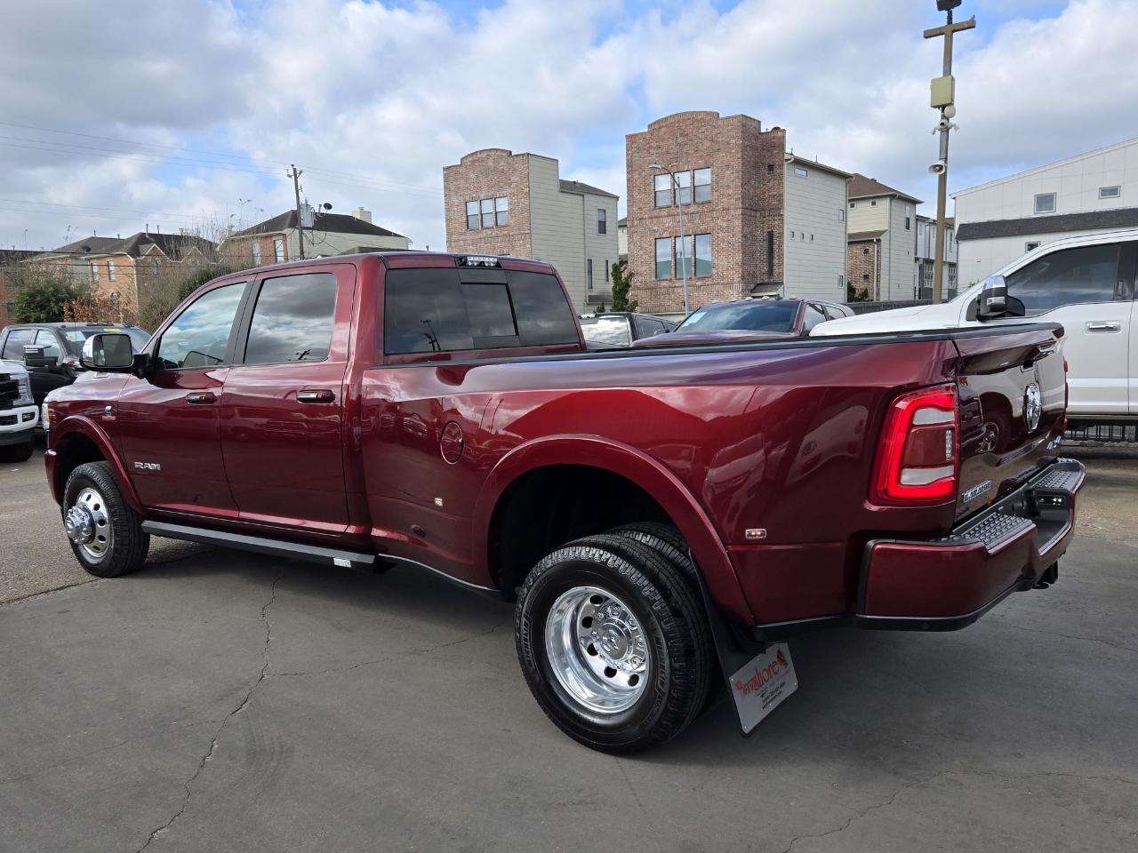 RAM 3500 Laramie Crew Cab 4WD 2021