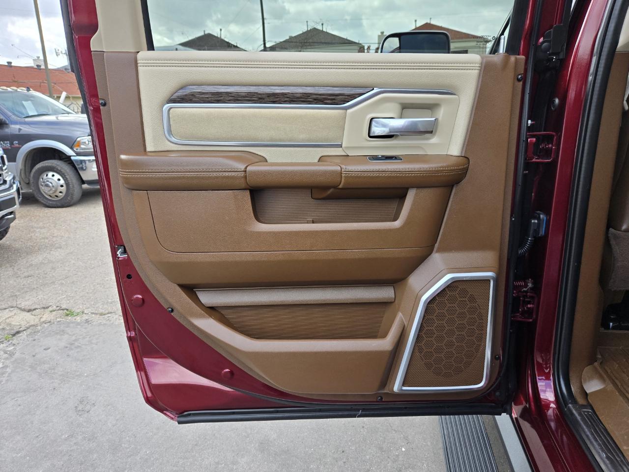 RAM 3500 Laramie Crew Cab 4WD 2021