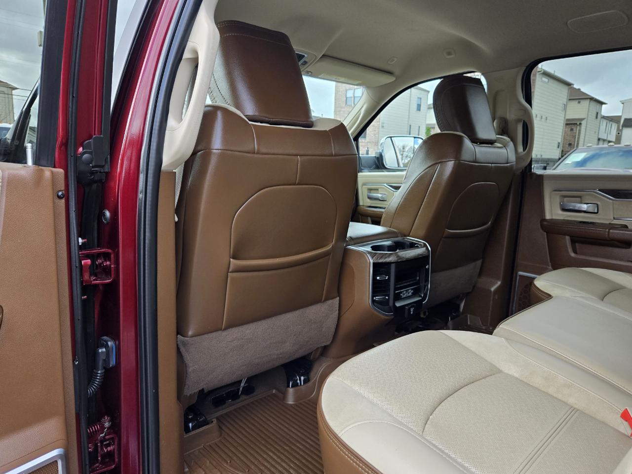 RAM 3500 Laramie Crew Cab 4WD 2021