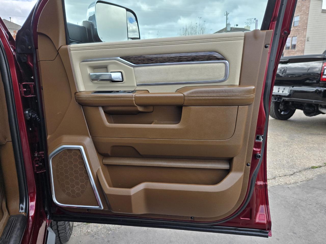 RAM 3500 Laramie Crew Cab 4WD 2021