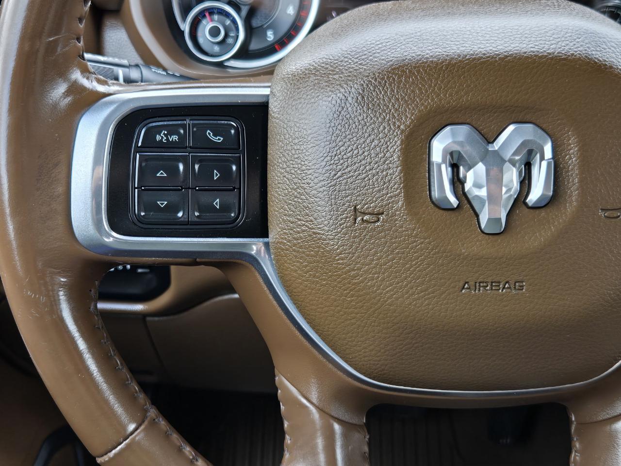 RAM 3500 Laramie Crew Cab 4WD 2021