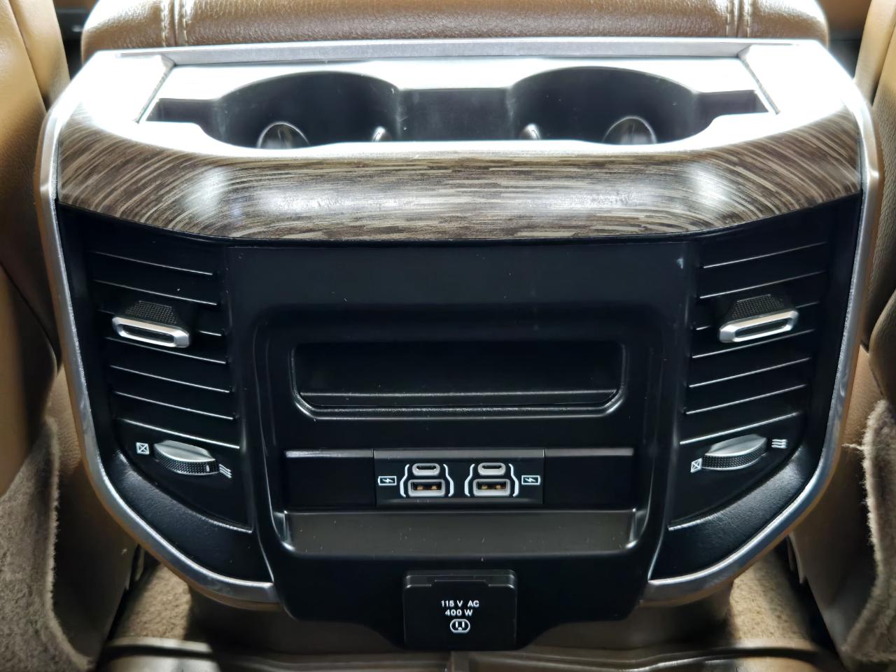 RAM 3500 Laramie Crew Cab 4WD 2021