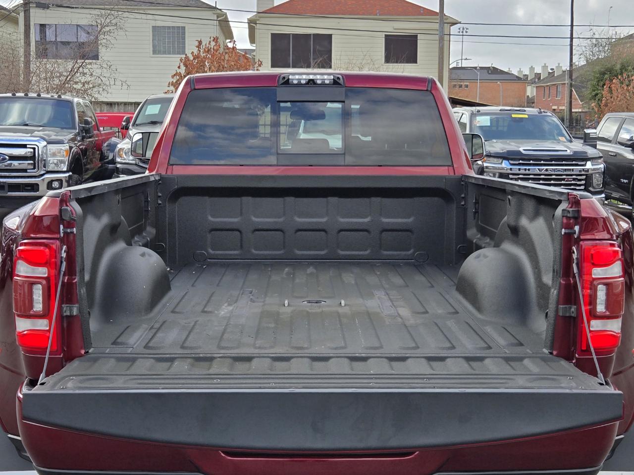 RAM 3500 Laramie Crew Cab 4WD 2021