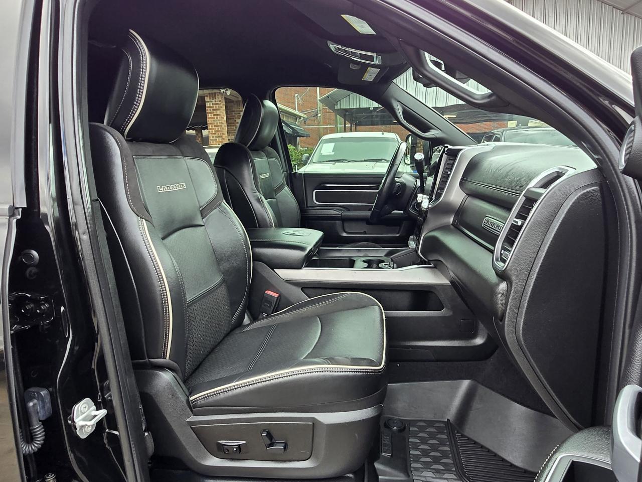 RAM 2500 Laramie Crew Cab 4WD 2020