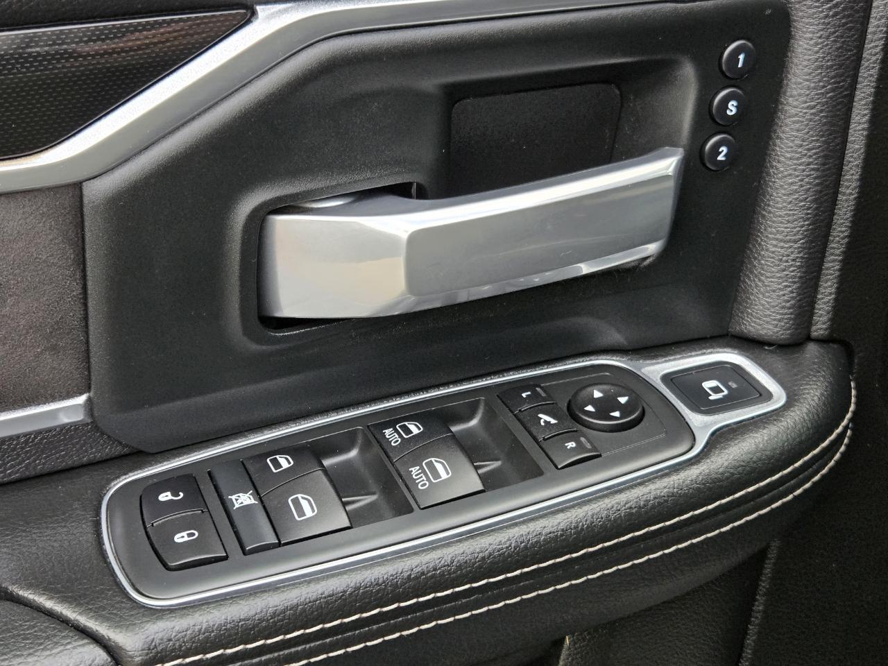 RAM 2500 Laramie Crew Cab 4WD 2020