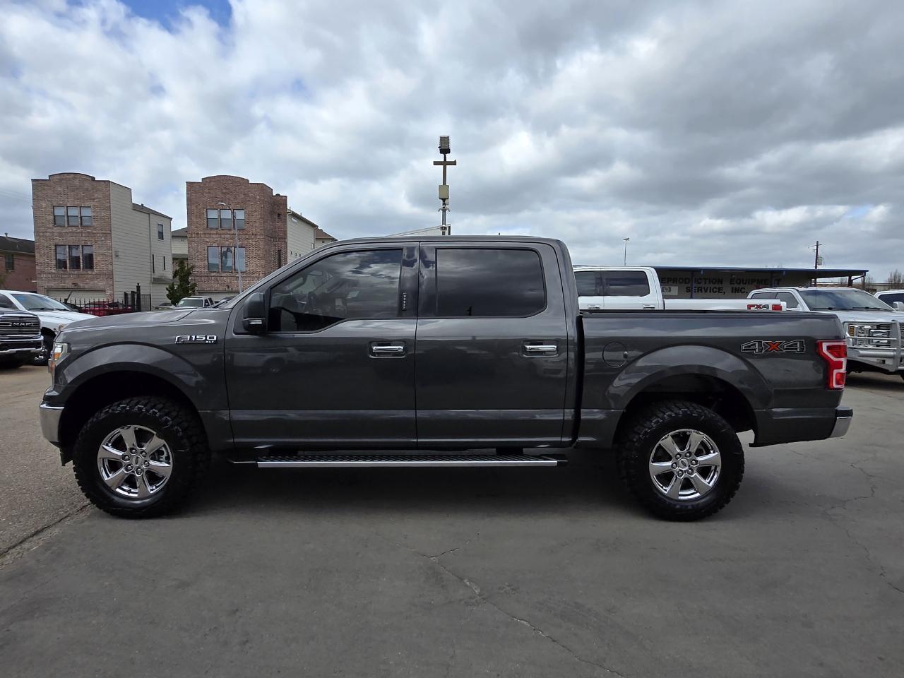 Ford F-150 XLT SuperCrew 4WD 2019