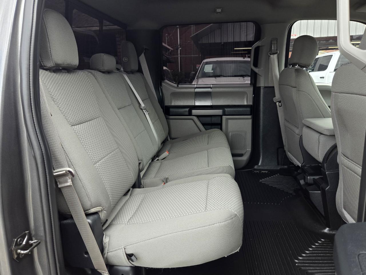 Ford F-150 XLT SuperCrew 4WD 2019