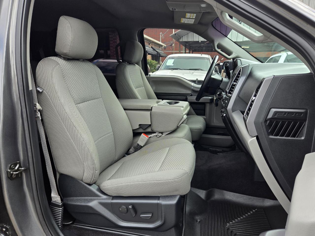 Ford F-150 XLT SuperCrew 4WD 2019