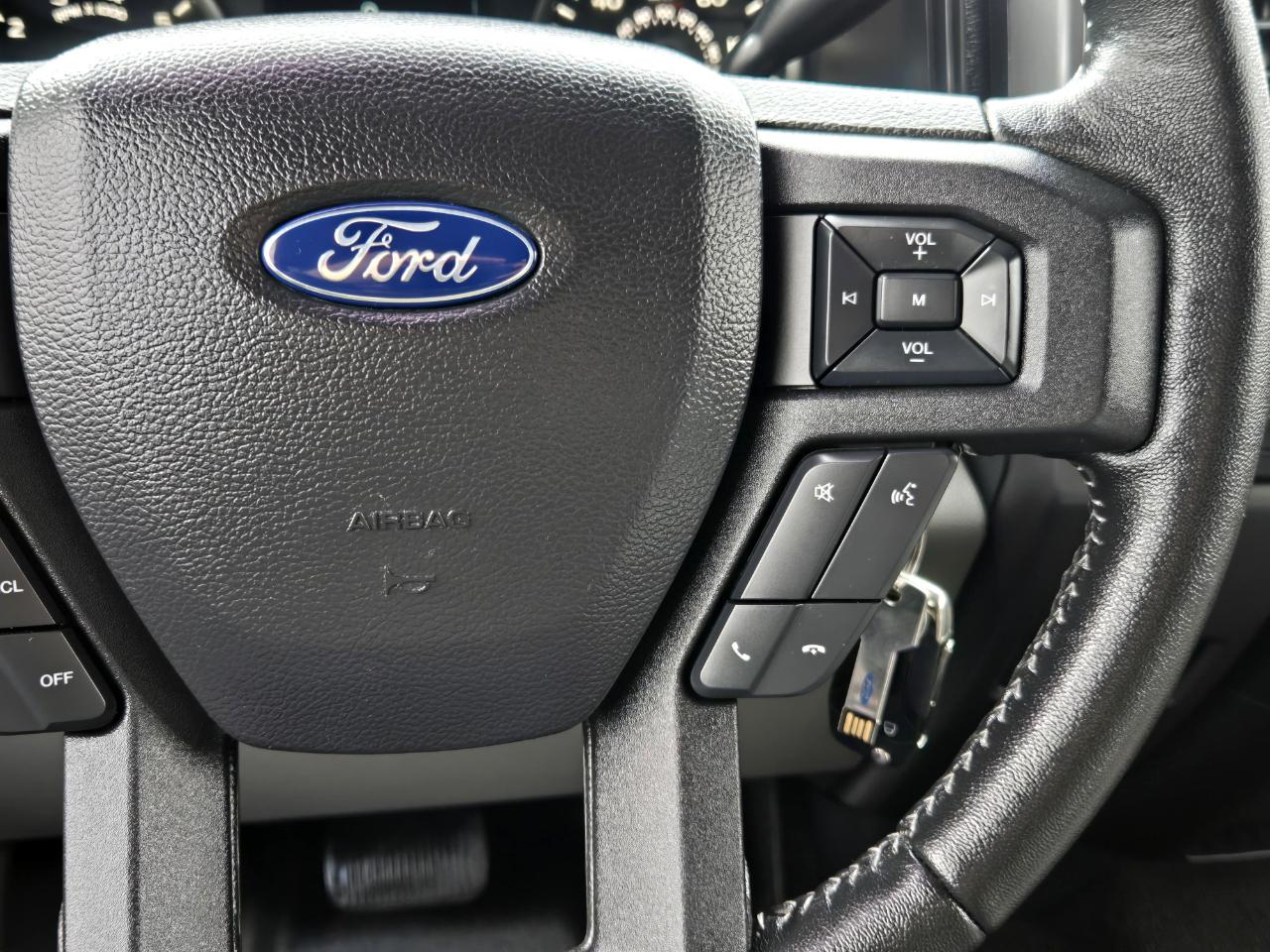 Ford F-150 XLT SuperCrew 4WD 2019