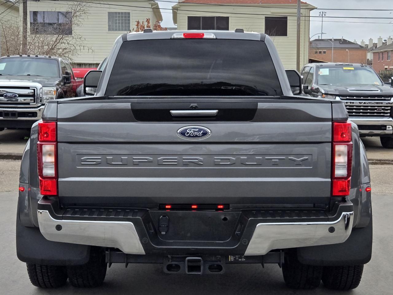 Ford Super Duty F-350 DRW  2022