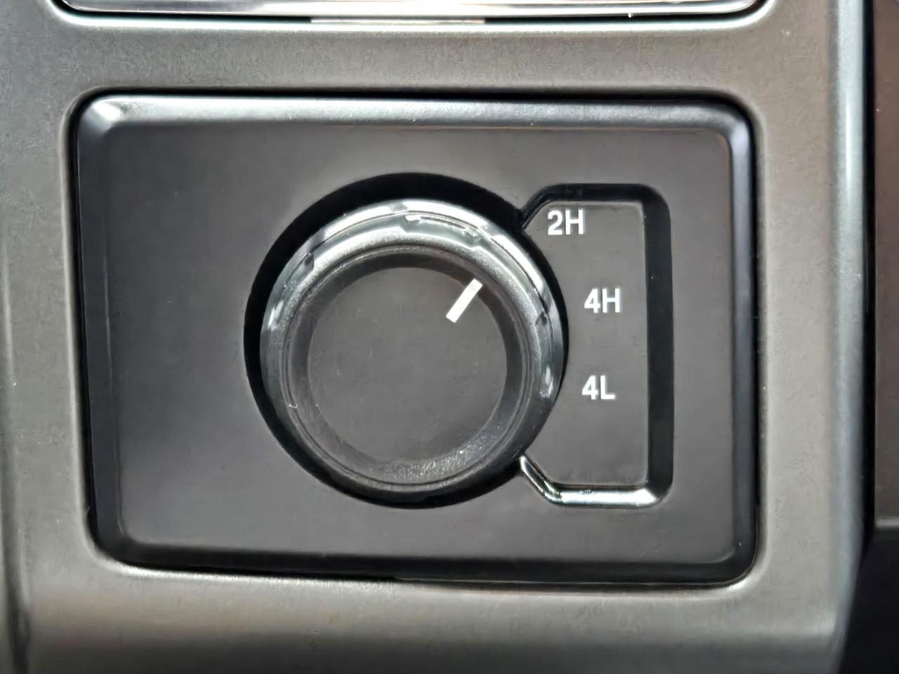 Ford Super Duty F-350 DRW  2022