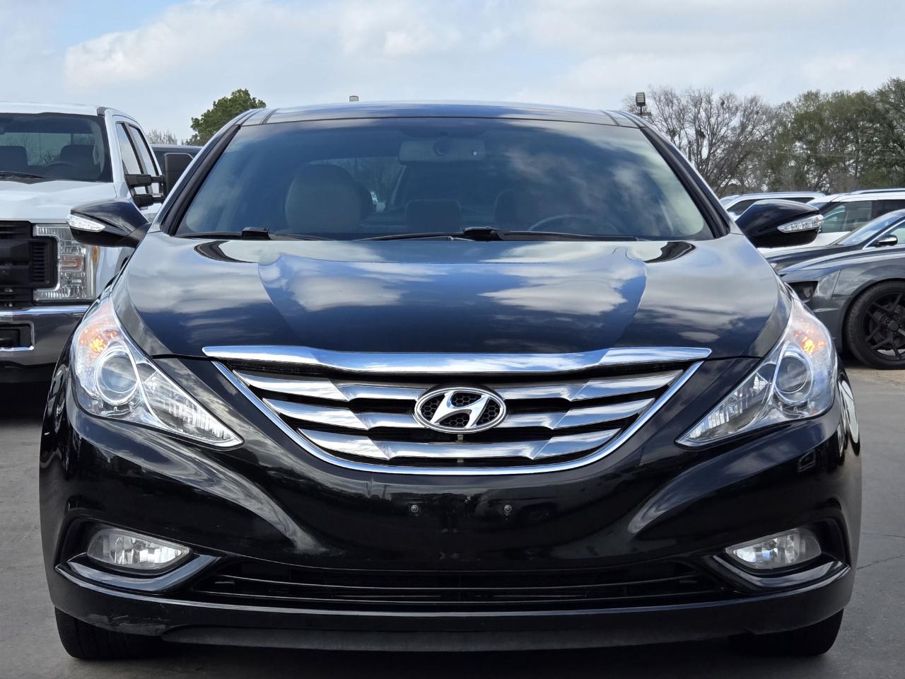 Hyundai Sonata  2012