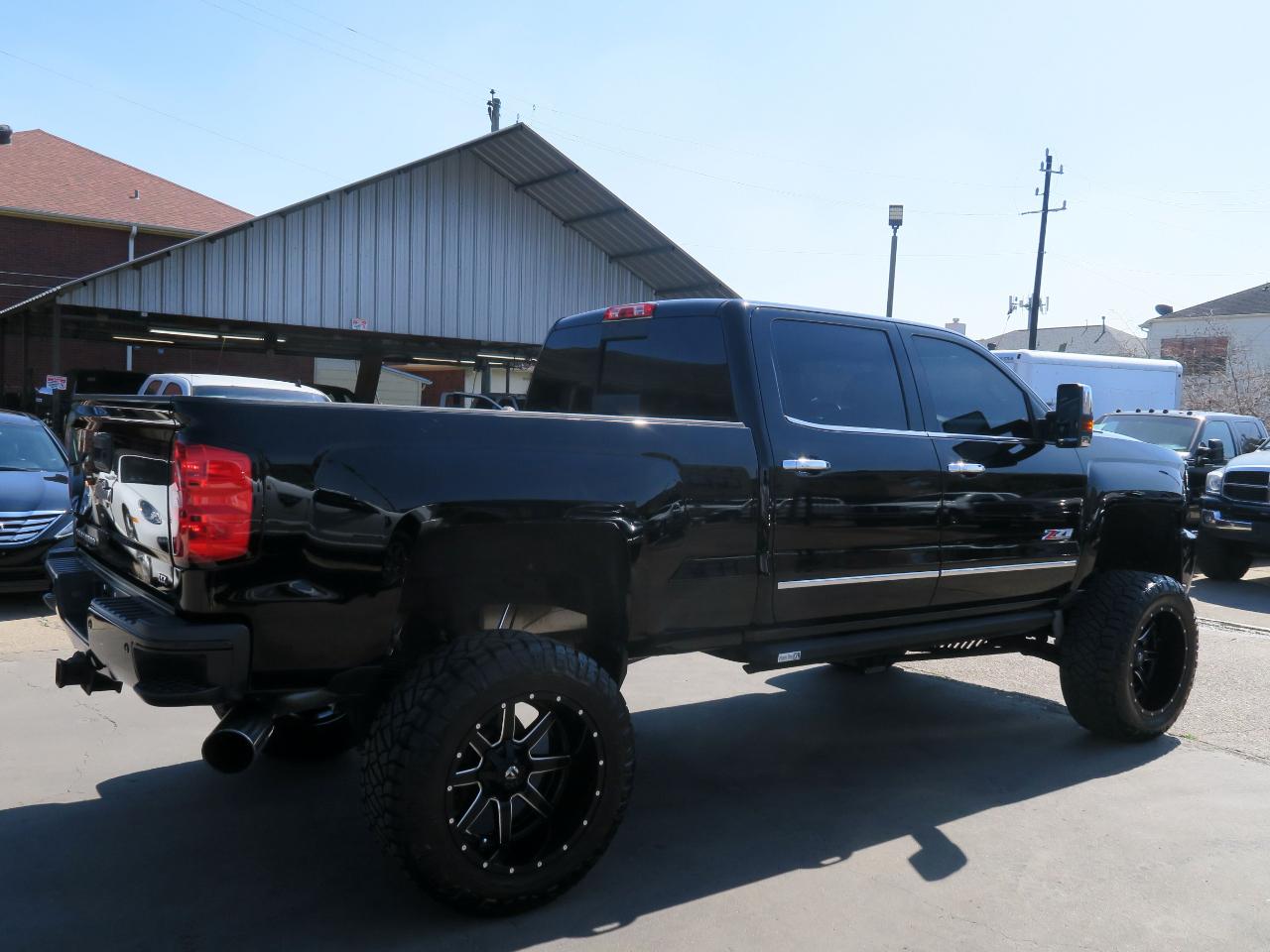 Chevrolet Silverado 2500HD Built After Aug 14  2015