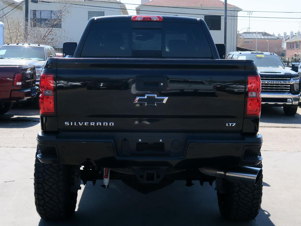 Chevrolet Silverado 2500HD Built After Aug 14  2015