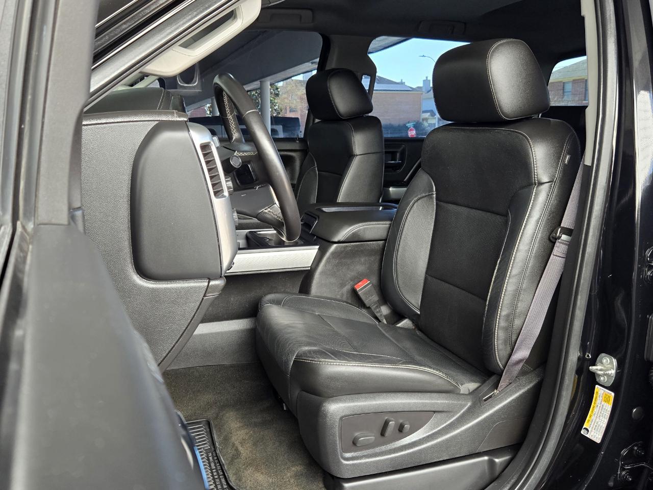 Chevrolet Silverado 2500HD Built After Aug 14  2015