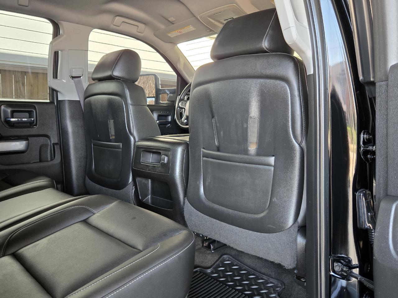 Chevrolet Silverado 2500HD Built After Aug 14  2015