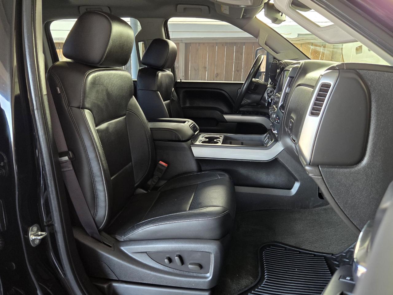 Chevrolet Silverado 2500HD Built After Aug 14  2015