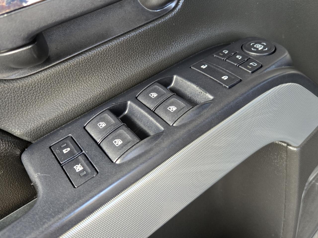 Chevrolet Silverado 2500HD Built After Aug 14  2015