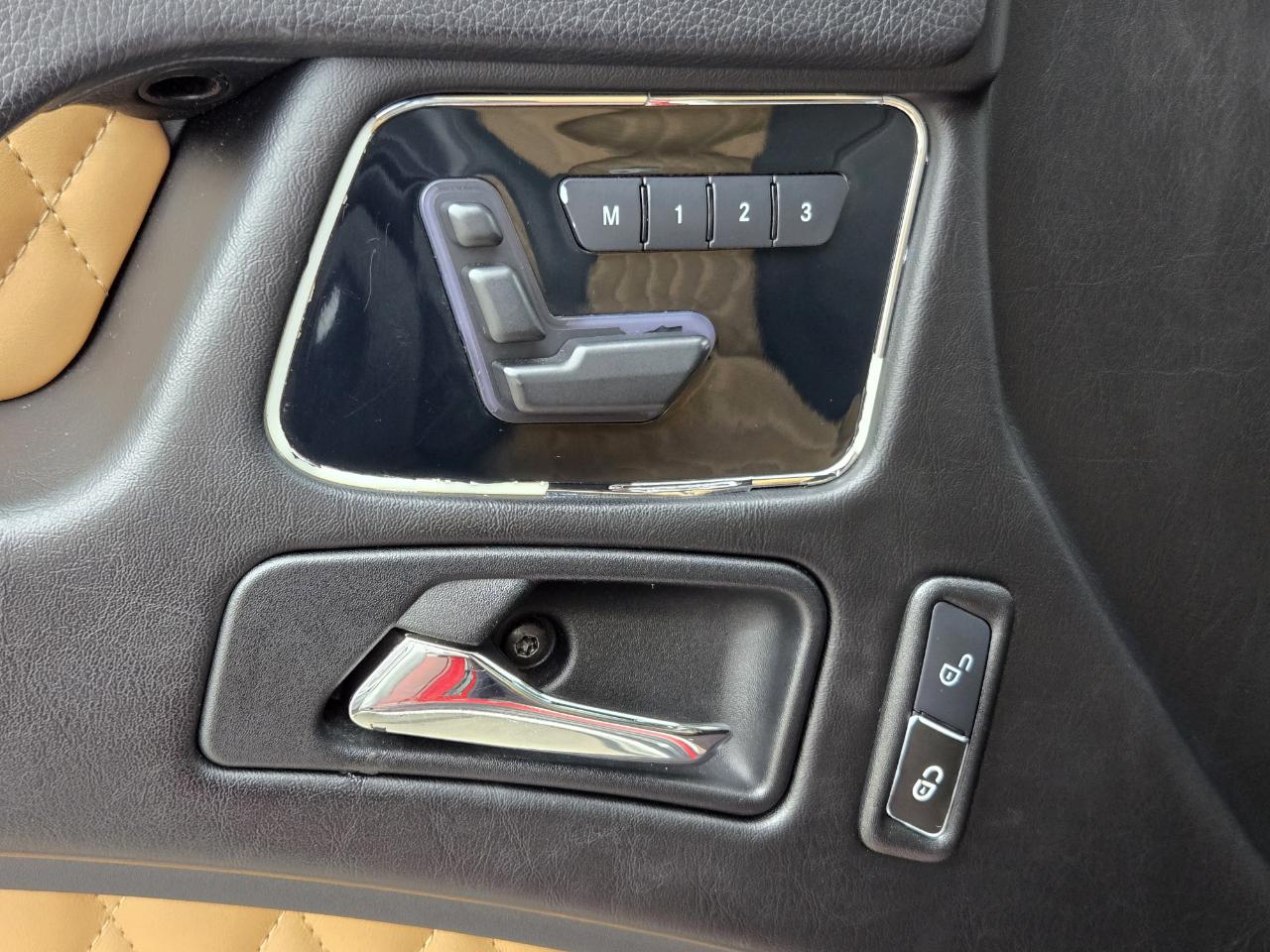 Mercedes-Benz G-Class  2013